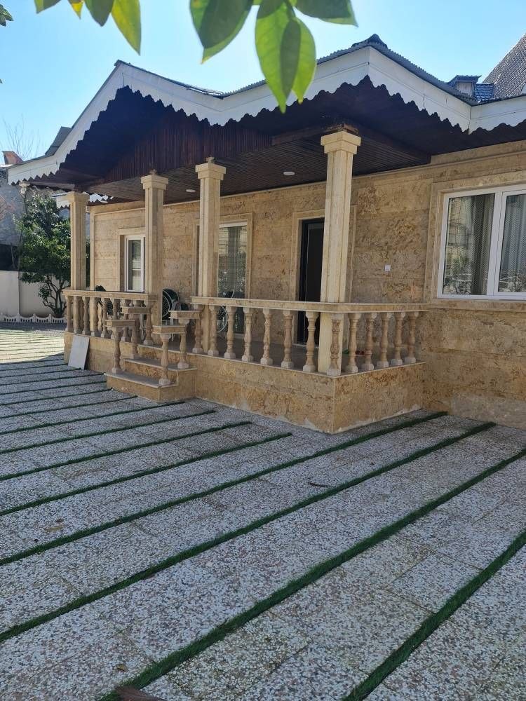 ویلا سیاهکل